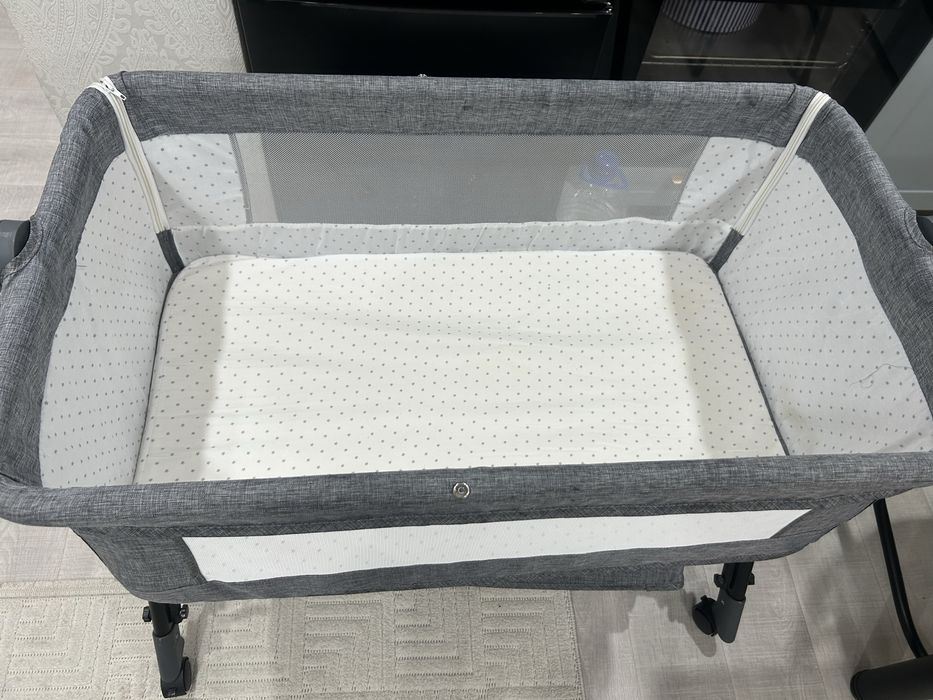 Детская кровать манеж