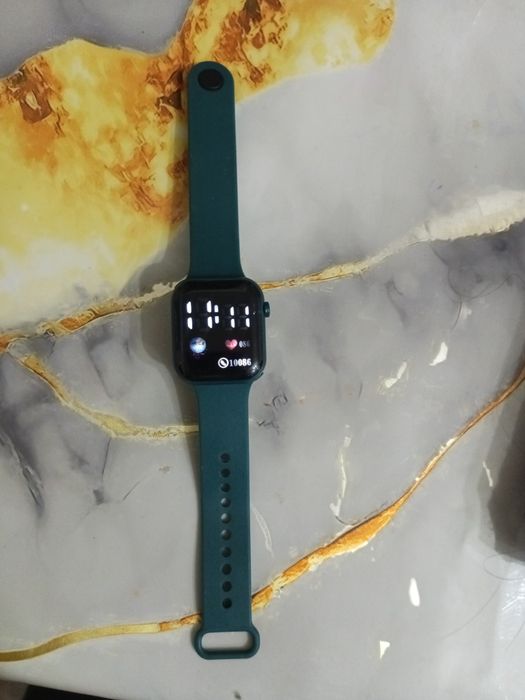 Часы, спортивные