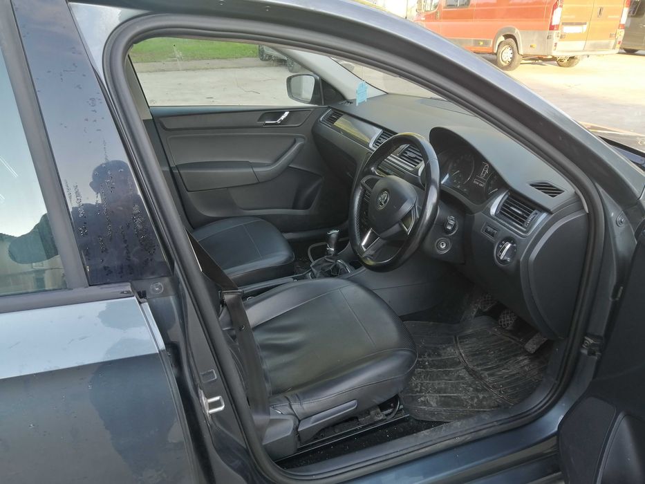 Dezmembram Skoda Rapid