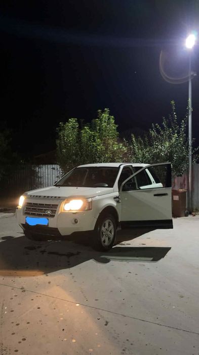 Vând Land rover freeander2