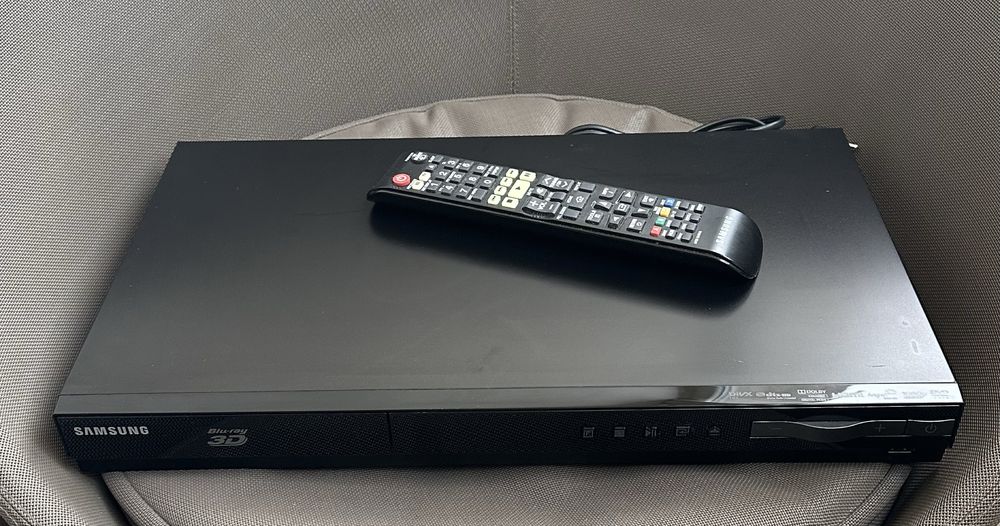 Blu-ray 3D Player Samsung HT-ES4200 + Telecomandă