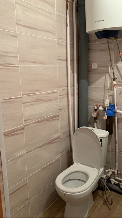 4 мкр. По часам. Район кафе Тбилиси