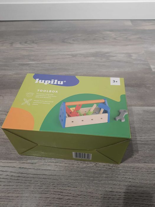 Jucărie din lemn Lupilu – Trusă de scule (Toolbox) | 3+ ani