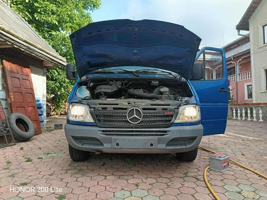 Sprinter 2.2 2005  3 panouri 2500€