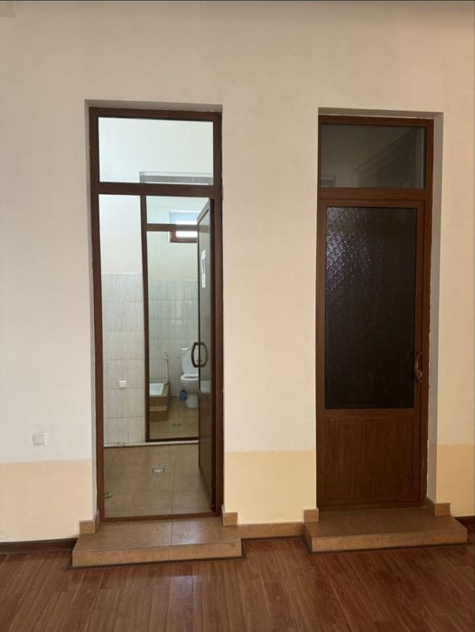 Учтепинский район.РОВД УчтепаСдаётся офис 50м2.С МЕБЕЛЬЮ доступ 24/7