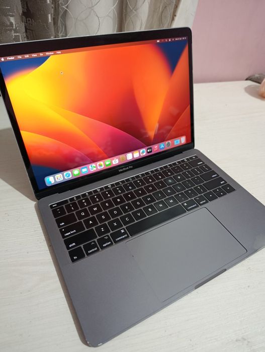 Apple MacBook Pro Core i7