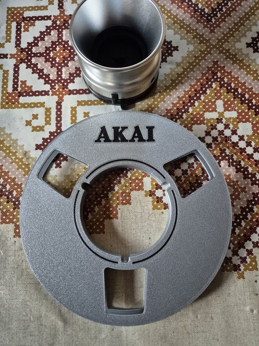 Naburi cu role de 18 (akai sony teac)
