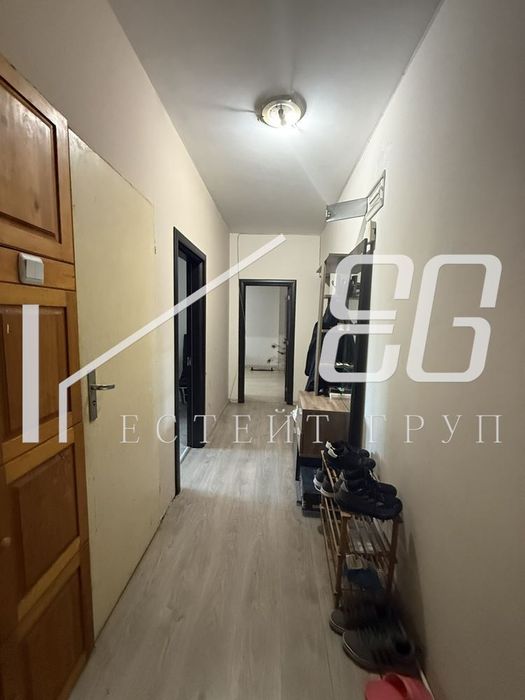 Четиристаен  апартамент за продажба  райони  Зимно кино Тракия, гр.Ва