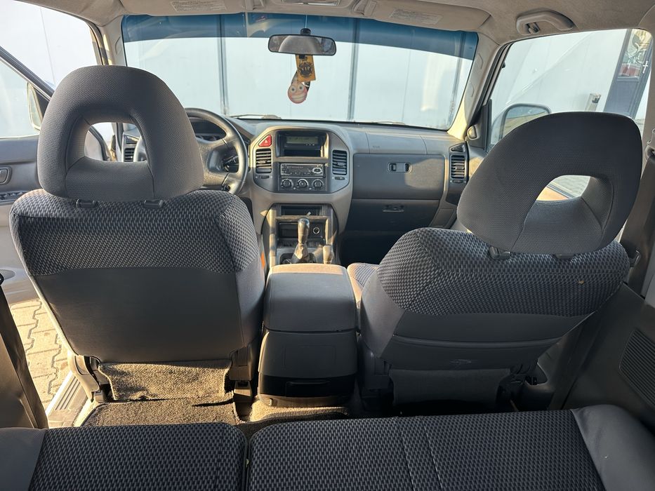 Vand sau schimb  Mitsubishi pajero mk3