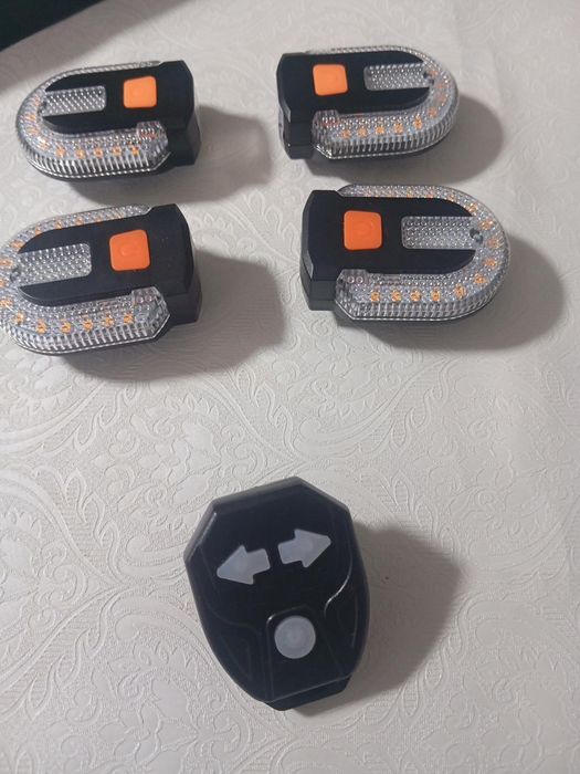 Продаю поворотники
