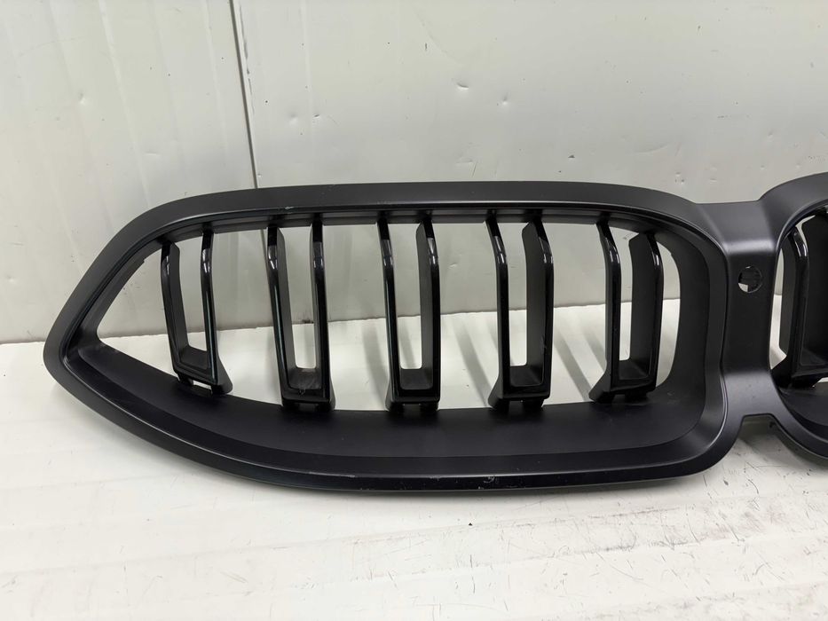 Бъбреци / Грилове БМВ 8 серия Г14 Г15 Г16 М пакет Черен Мат