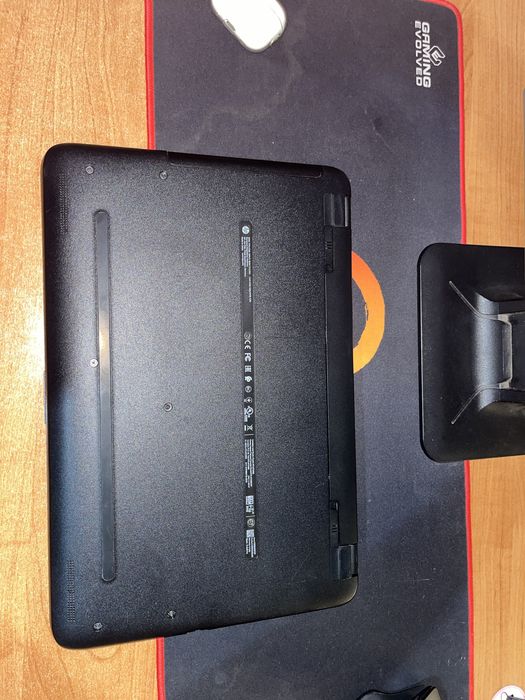 Laptop HP - AMD, 8GB RAM, 1TB HDD, Windows 10 activat