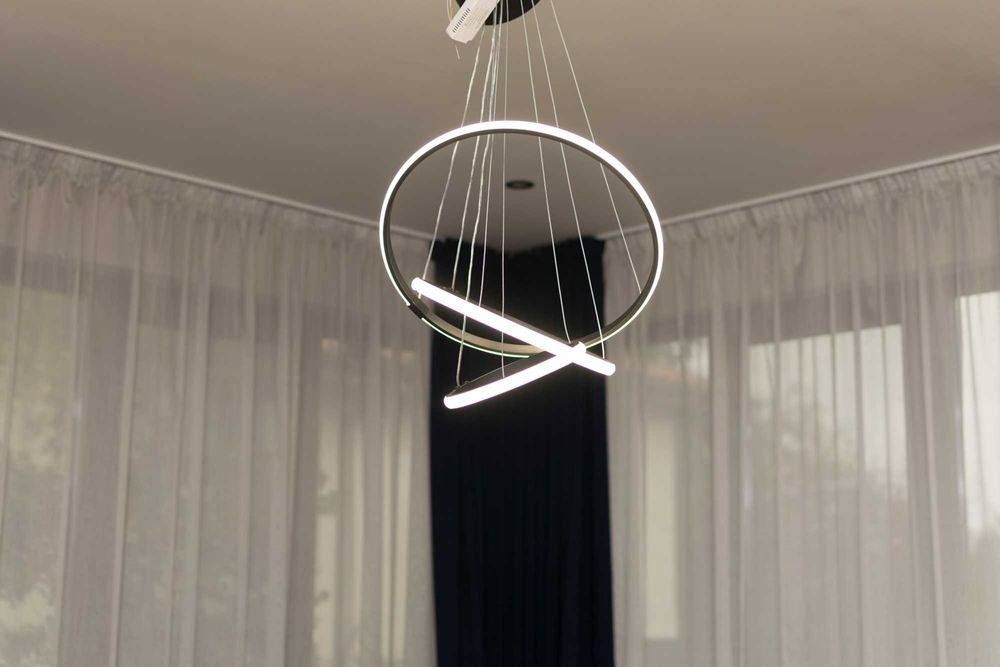 Нов LED - Лед Полилей с дистанционно