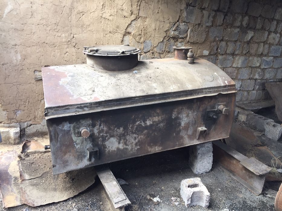 Срочно продам бочку 1200 куб