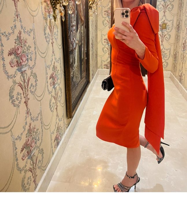 Vand rochii aproape noi marimea S!!