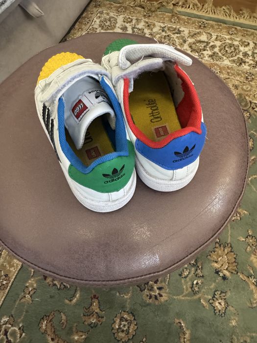 Продам кроссовки Adidas Lego