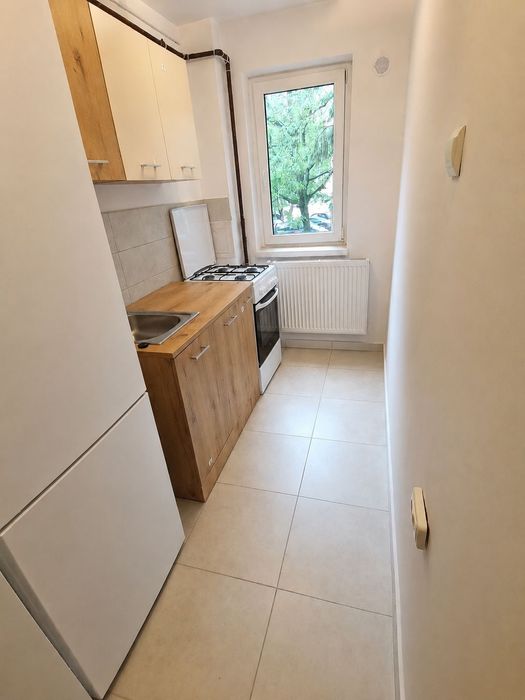 Apartament cu 2 camere, zona 9 Mai, str. Mioritei