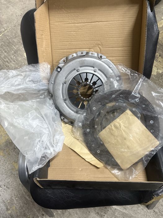 Kit ambreiaj,pt volanta masa dubla