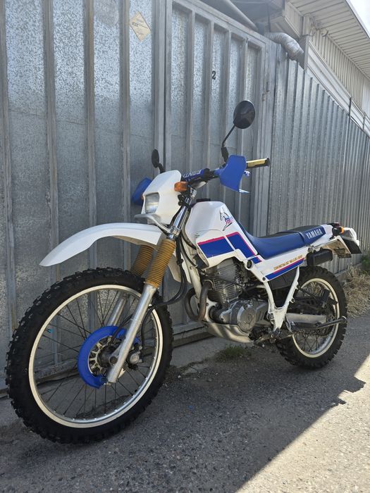 Yamaha Serow XT225 Эндуро.