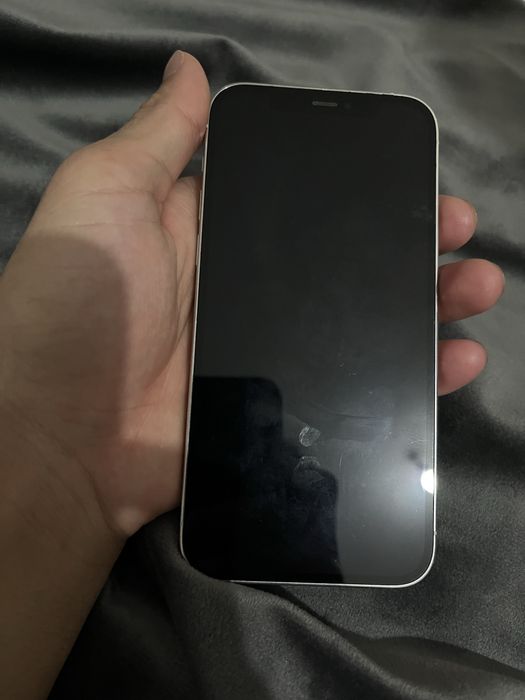 Айфон 12 про …..