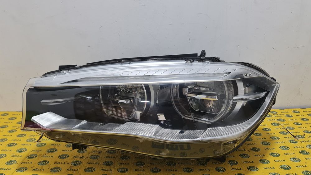 Far led adaptive BMW x5 f15 x6 f16 4822063 tms America Bucuresti