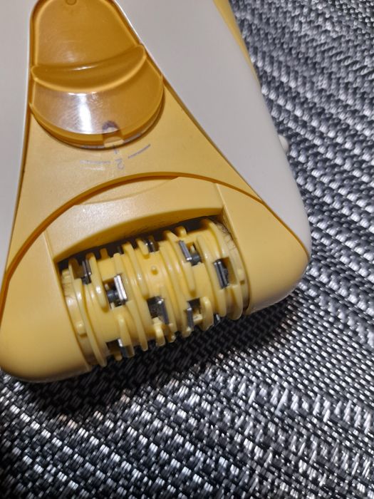 Епилатор BRAUN silkepil и електрическа пила за пети