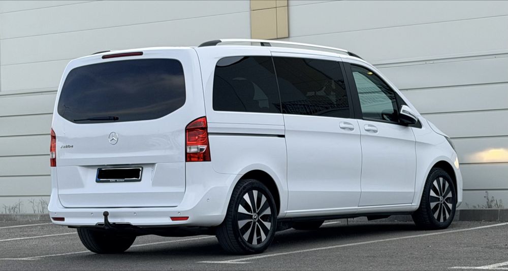 MERCEDES-BENZ V-Class 2021 — imagine 3