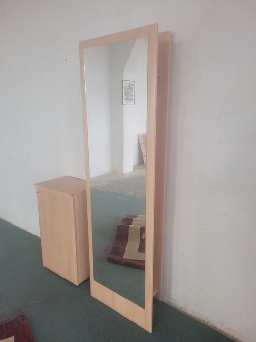 Mobilier hol nou