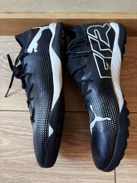 Футболни обувки стоножки Puma FTR 40 номер 25.5cm