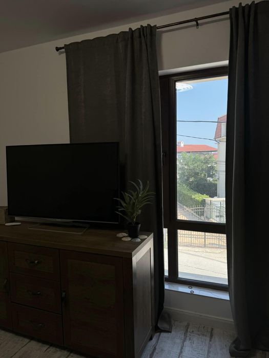 Дава се под наем Тристаен апартамент в Варна, м-т Траката - 70 кв.м за 600 € - Снимка #4