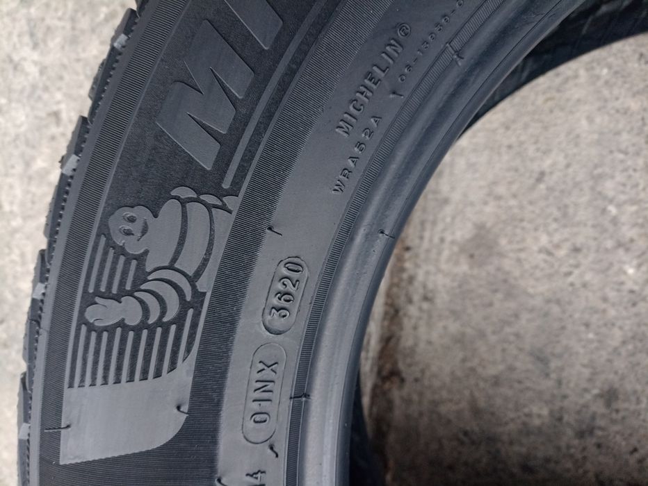 2 anvelope de iarna Michelin 225/60 R18 dot 3620