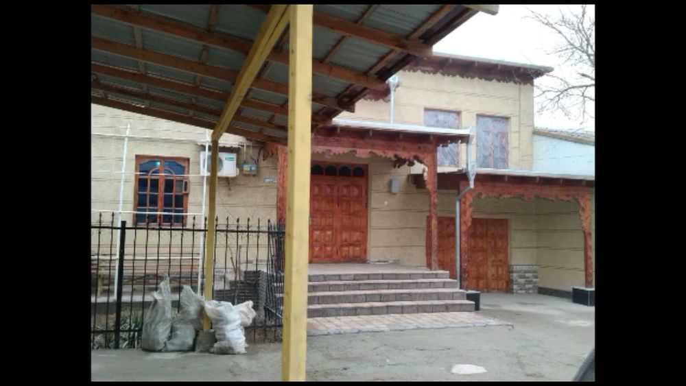 Uy sotiladi 1mlrd kelishiladi.