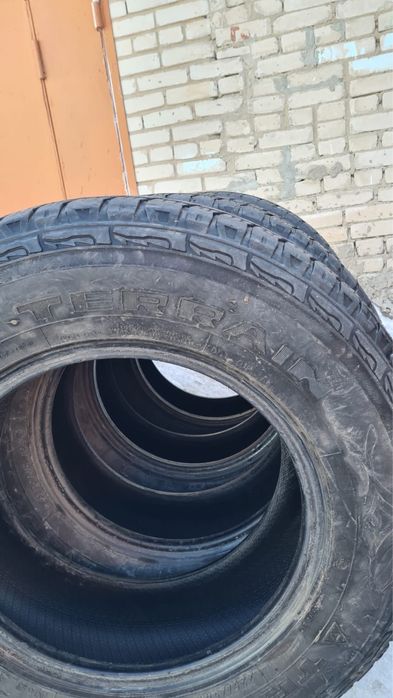 Продам летнюю резину Triangle 225/75/R16