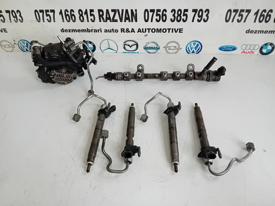 Rampa Injectoare Injectie Toyota Yaris Auris Corolla Verso 1.4 Diesel 23810-33030 Euro 5 Motor 1ND-TV