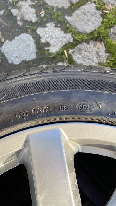 Гуми с джанти 245/45/17 за Мерцедес