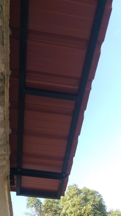 НАВЕС над окном,над БАЛКОНОМ,над входом.Разные материалы для козырьков