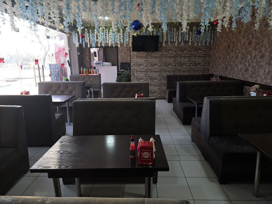 диван кафе сотилади