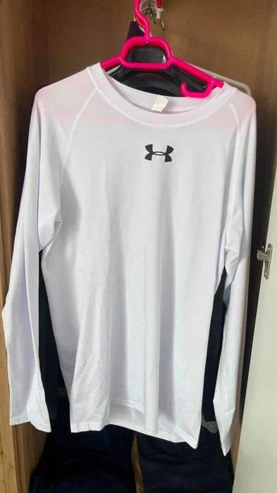 Bluza compresie de sala Under Armour, marimea L, noua si nepurtata