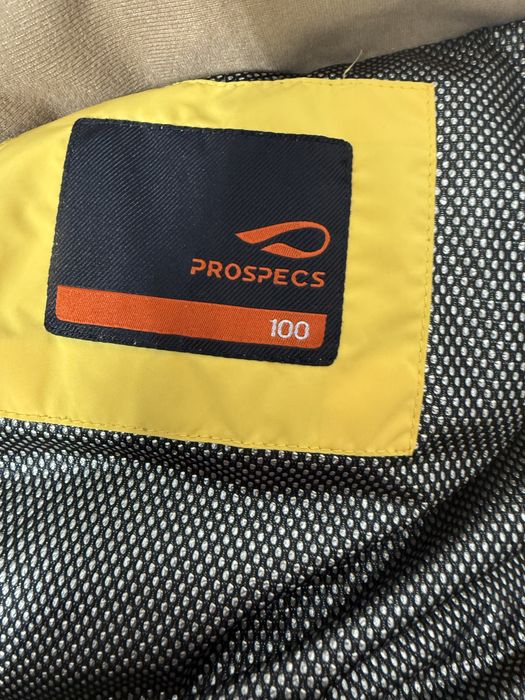 Продам куртку размер 42-44