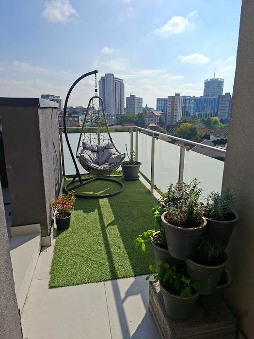 3 camere cu terasă panoramică 55 mp tip Penthouse – Vivalia - Centru