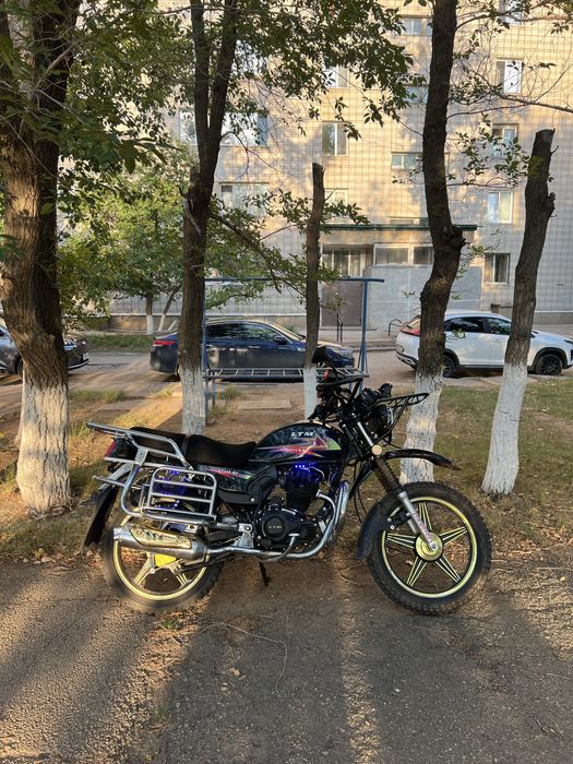 Продам мотоцикл ltm m9