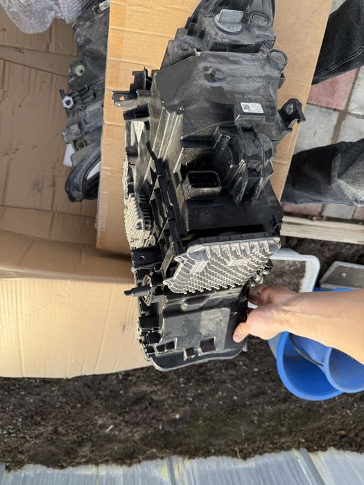 Фара BMW G30 оригинал, левая