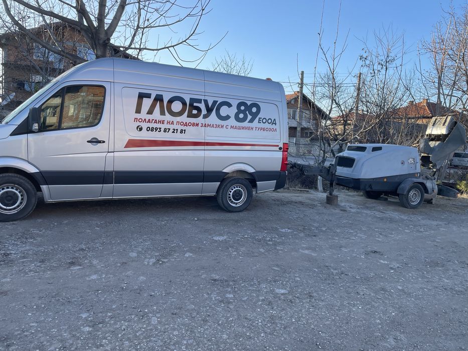 Машинно полагане на подови замазки