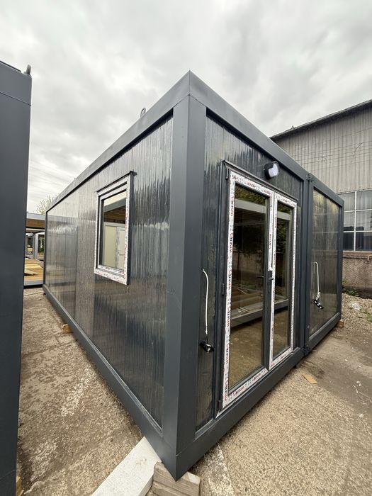 Containere modulare lipite intre ele sau tip terasa vitrina orice model cerut se poate executa pe comanda