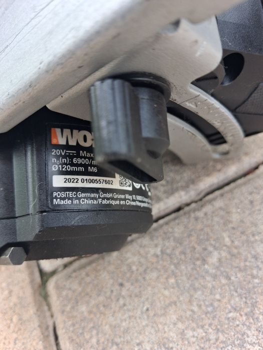 Circular de mana cu acumulator Worx