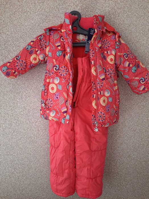 Продам детские вещи на девочку