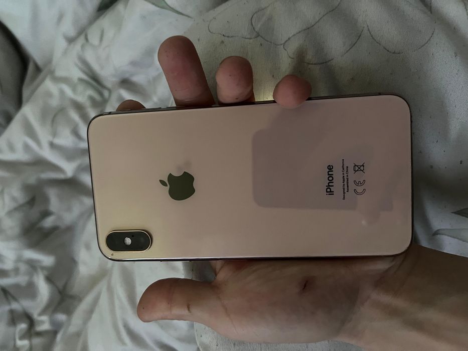 Iphone Xs Max 256гб oppo a72 128гб