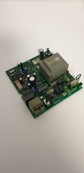 Placa electronica Maya 24 ff ,Chaffoteaux /Calydra 24-28 FF originala
