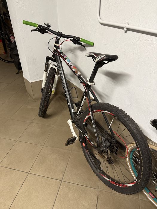 Bicicleta Devron Pike S3 27v negru rosu C