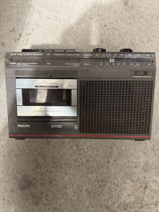 Radio Philips D7010